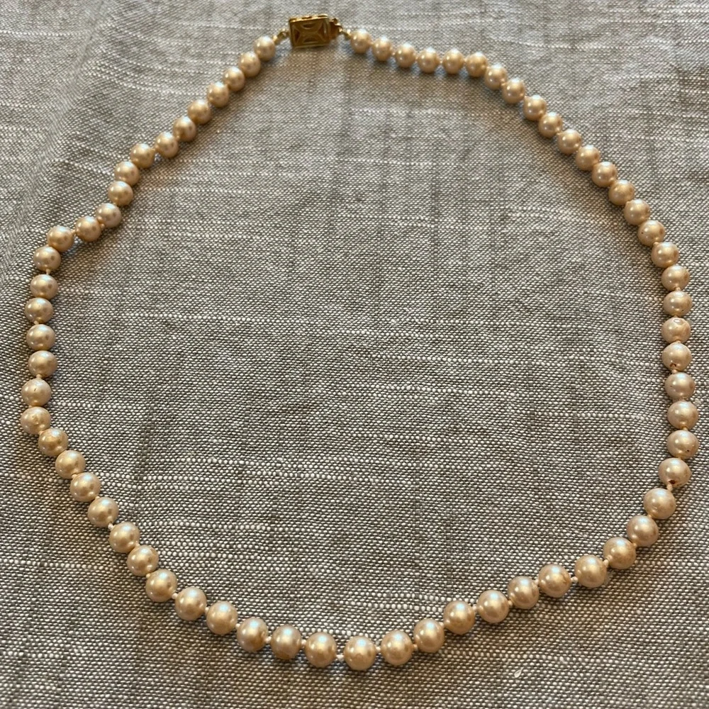 Vintage Monet pearl necklace
